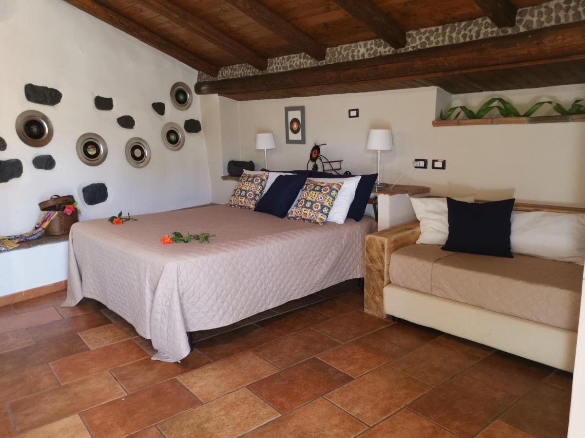 Landhaus La Fattoria Dei Nonni Paterno (Sicily)